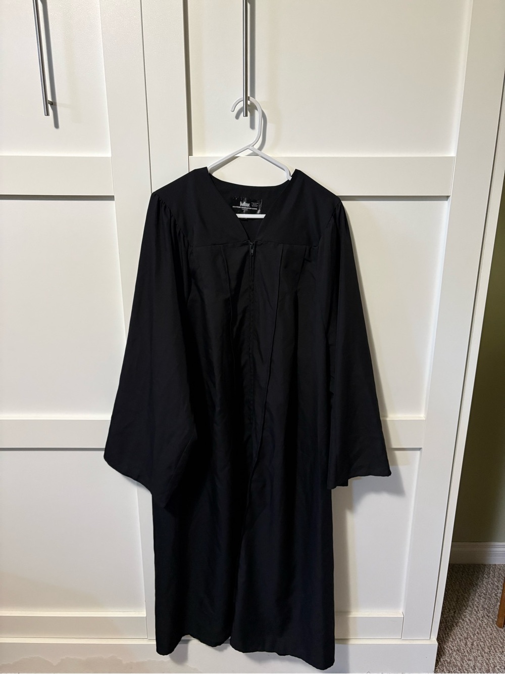 Black Graduation Gown - Unbranded Women's Academic Robe